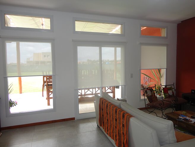 limpiar cortinas roller a domicilio