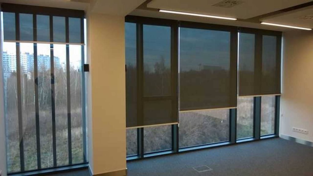 Venta Cortinas Roller Elegantes y de Alto Rendimiento.