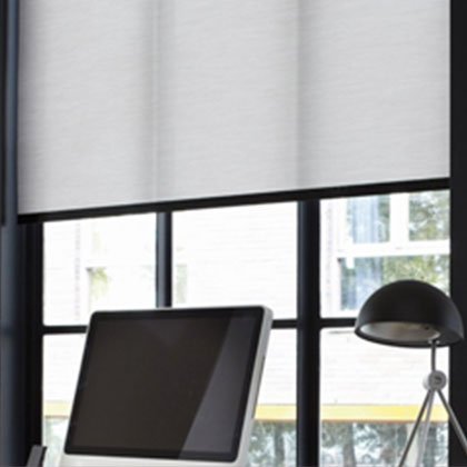 lavado de cortinas roller screen a domicilio